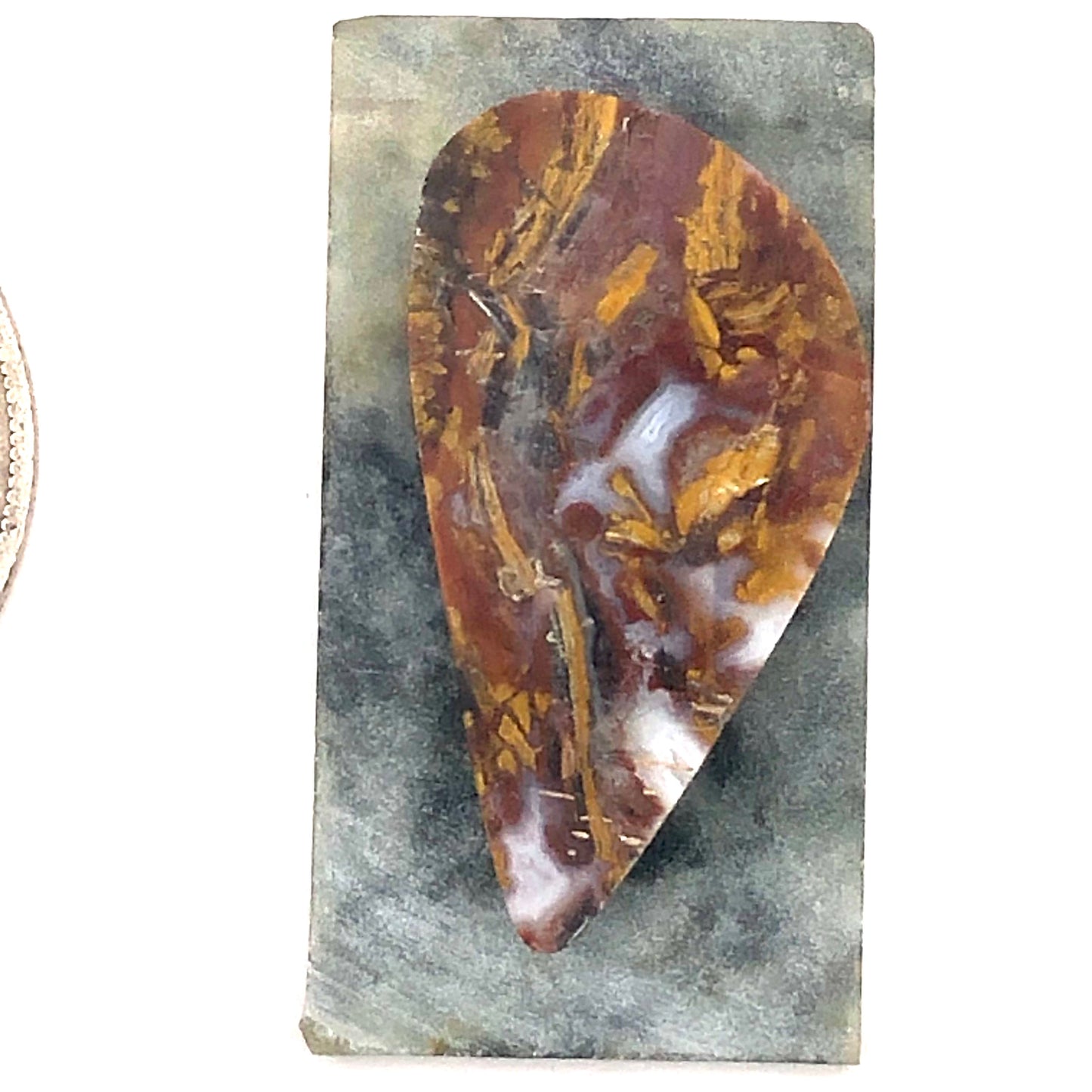 Brecciated Jasp-agate cabochon